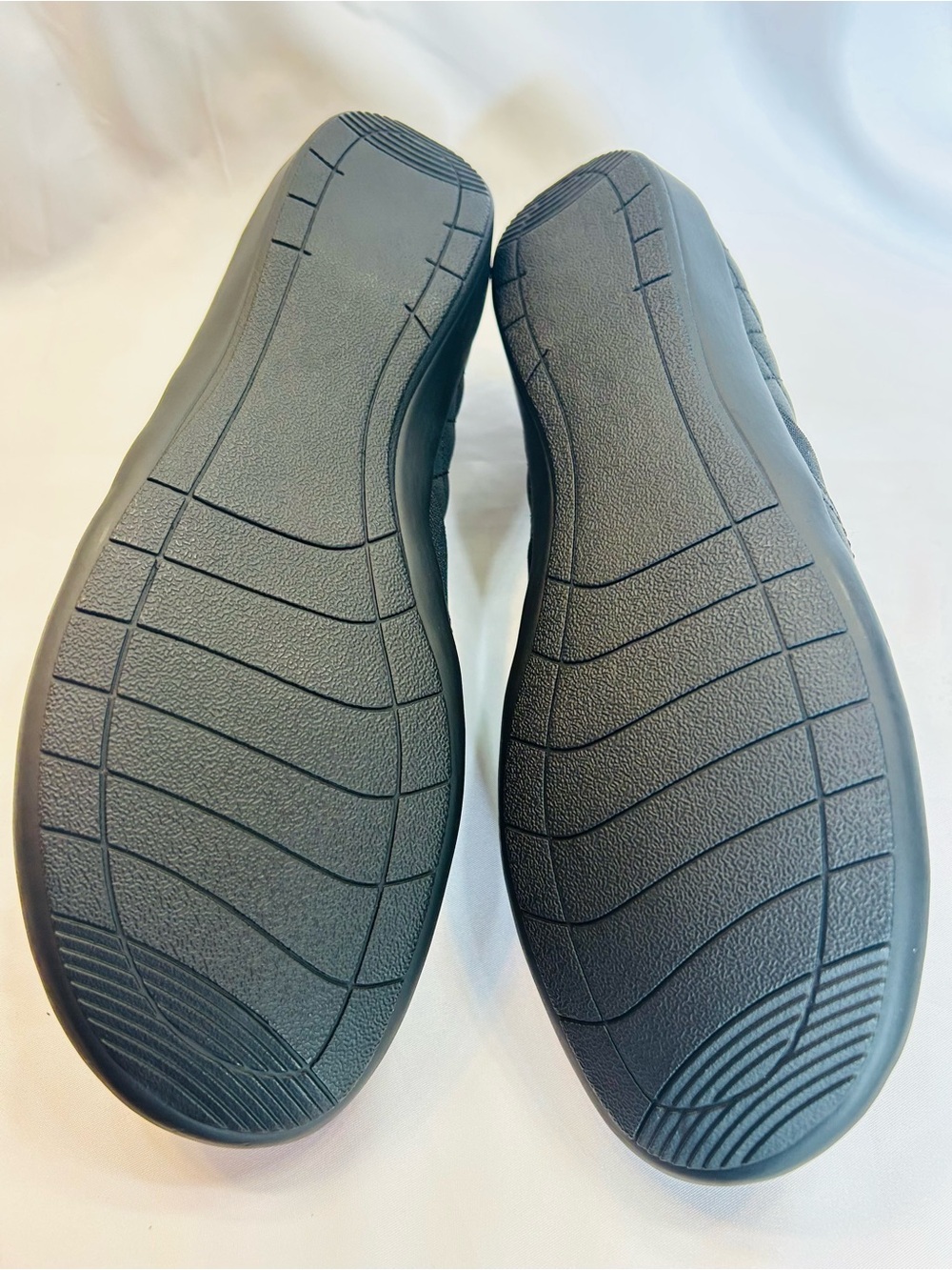 JSport by Jambu Women's Slip-On Loafers in Dark Gray.   New Without Box - Picture 8 of 8
